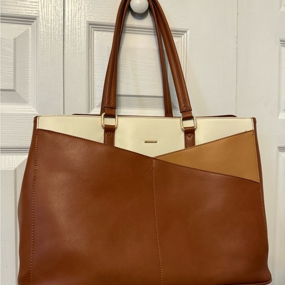 Elegant Brown and Cream Tote Bag - Picture 1 of 5